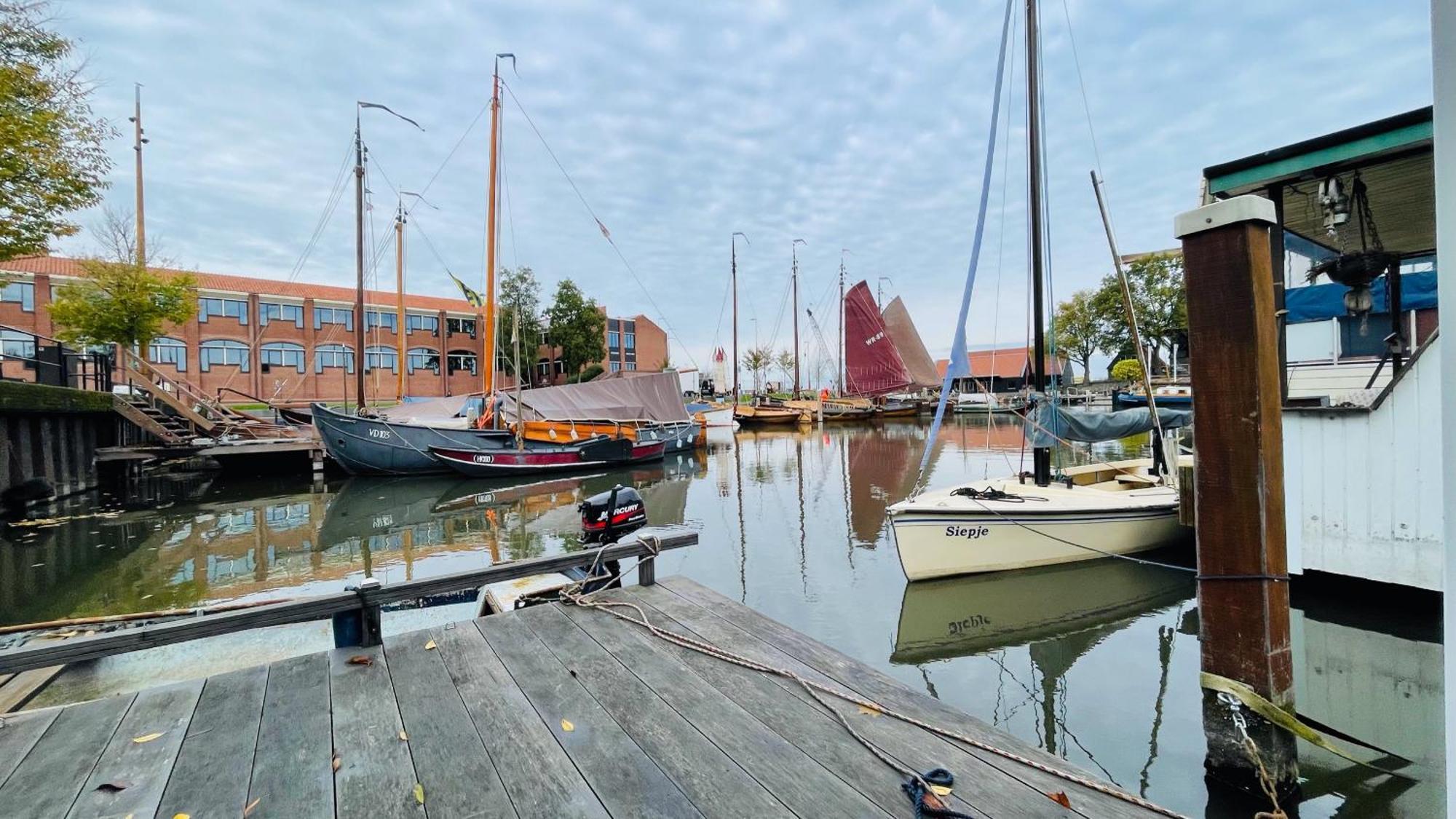 Woonboot 4 Harderwijk 호텔 외부 사진